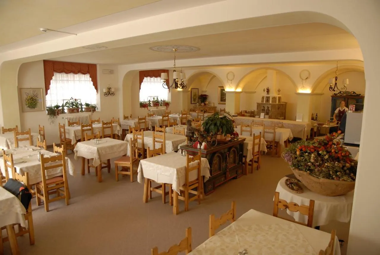 Szálloda Albergo Adele Bormio